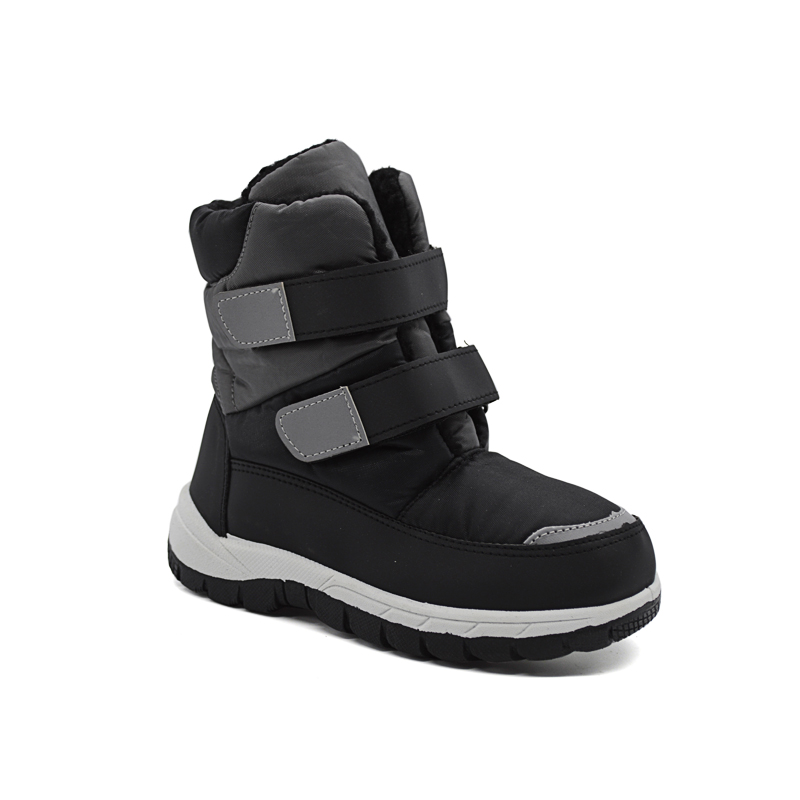 Kids snow boots 