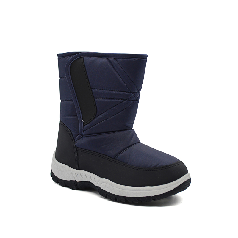 Kids snow boots  